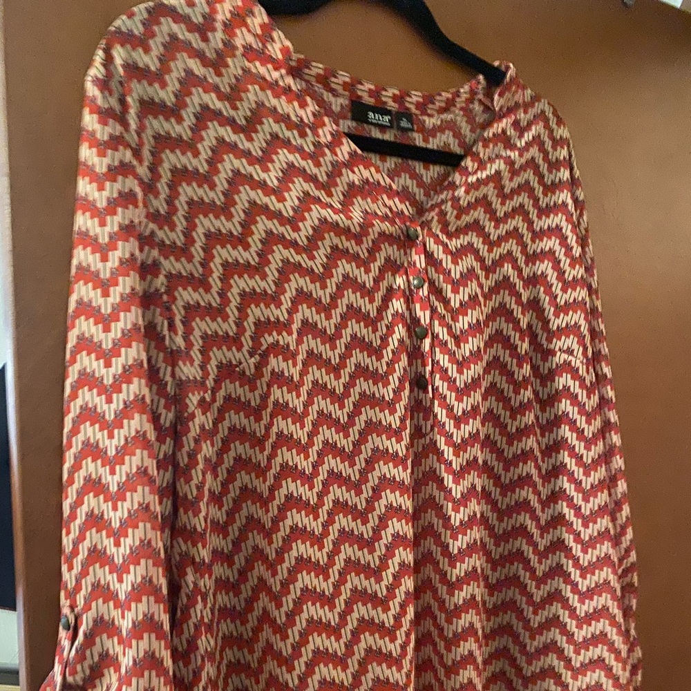 Patterned blouse. Perfect for fall!